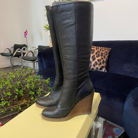 Lucky Brand LK-Fabulous Tumbled Skipper Boot - Picture 2 of 4